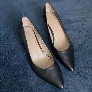 Nordstrom Naturalizer Black Kitten Heels